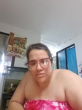 Snapshot of karlythoth@xh chatting on 10/23/25, 07:01 karlythothxh online show from 10/23/25, 07:01