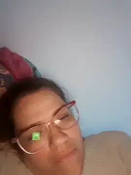 Snapshot of karlythoth@xh chatting on 10/30/25, 11:00 karlythothxh online show from 10/30/25, 11:00