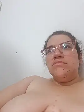 Snapshot of karlythoth@xh chatting on 11/01/25, 06:10 karlythothxh online show from 11/01/25, 06:10