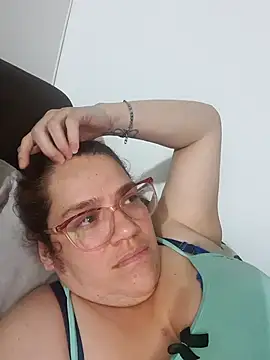 Snapshot of karlythoth@xh chatting on 11/04/25, 01:59 karlythothxh online show from 11/04/25, 01:59