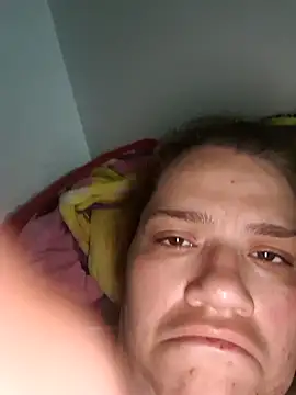 Snapshot of karlythoth@xh chatting on 11/08/25, 03:45 karlythothxh online show from 11/08/25, 03:45