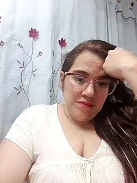 Snapshot of karlythoth@xh chatting on 11/18/25, 09:30 karlythothxh online show from 11/18/25, 09:30