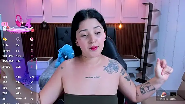 BIANCAROY1 online show from 09/08/25, 06:40