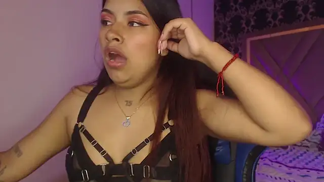 ChantalPetit online show from 10/09/25, 07:45