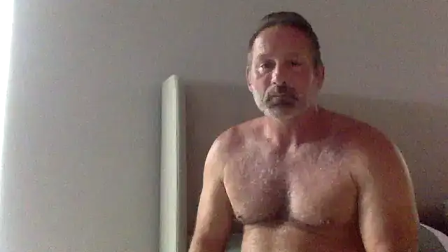 Snapshot of Bronco9602 chatting on 09/18/25, 01:46 Bronco9602 online show from 09/18/25, 01:46