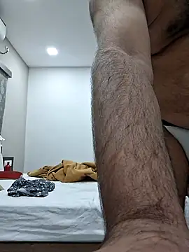 kaustubh45 online show from 12/18/24, 07:47