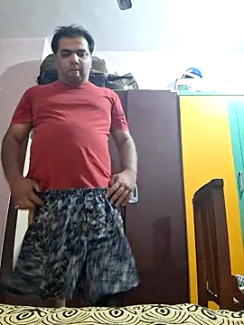 kaustubh45 online show from 02/20/25, 06:35