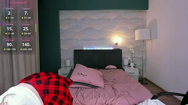 Tori cat online show from 11/22/25, 03:00