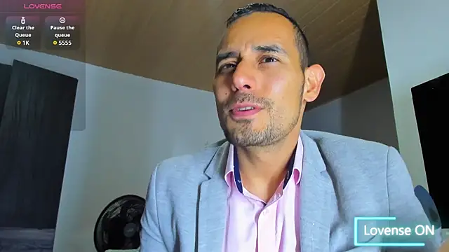 jhonyalzate2 online show from 11/01/25, 12:34