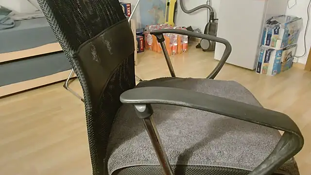 lumpi99 online show from 10/11/25, 03:17