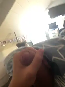 Snapshot of logus9999 chatting on 11/21/25, 01:10 logus9999 online show from 11/21/25, 01:10