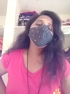 Indiantina online show from 10/31/25, 08:15