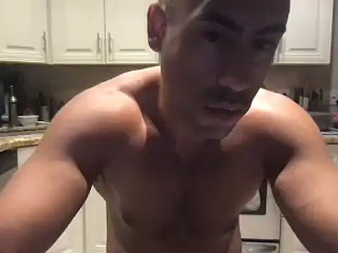 Snapshot of BigGuyMuscle chatting on 02/17/25, 08:41 BigGuyMuscle online show from 02/17/25, 08:41