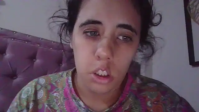 Snapshot of annarose19 chatting on 01/07/25, 11:45 annarose19 online show from 01/07/25, 11:45