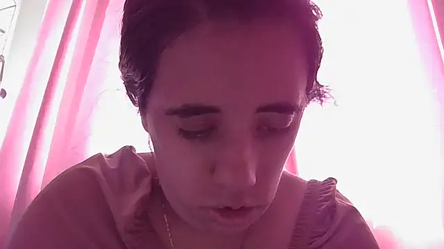 Snapshot of annarose19 chatting on 01/14/25, 08:15 annarose19 online show from 01/14/25, 08:15