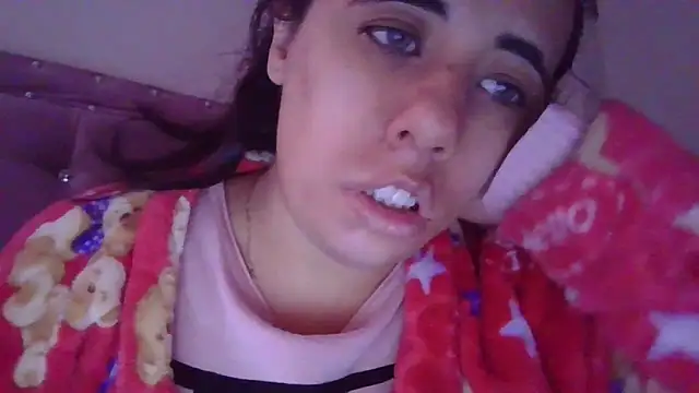 Snapshot of annarose19 chatting on 03/04/25, 09:32 annarose19 online show from 03/04/25, 09:32