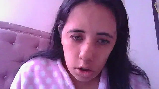 Snapshot of annarose19 chatting on 10/02/25, 05:42 annarose19 online show from 10/02/25, 05:42