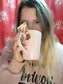 Zuli Kiska online show from 12/04/24, 11:52