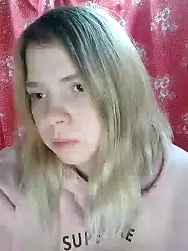 Zuli Kiska online show from 12/25/24, 08:17