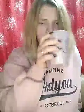 Zuli Kiska online show from 12/29/24, 11:29