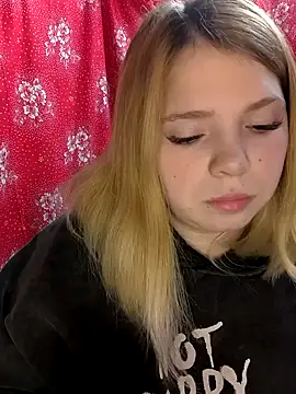 Zuli Kiska online show from 02/13/25, 09:06