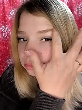 Zuli Kiska online show from 02/15/25, 07:50