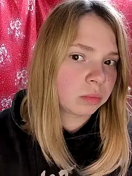 Zuli Kiska online show from 03/12/25, 08:20