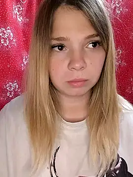 Zuli Kiska online show from 09/12/25, 12:05