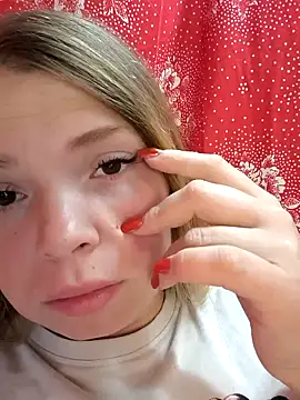 Zuli Kiska online show from 09/13/25, 10:48