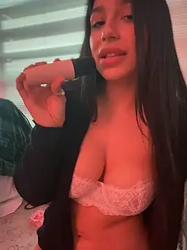 LoveLillyy online show from 02/13/25, 01:08