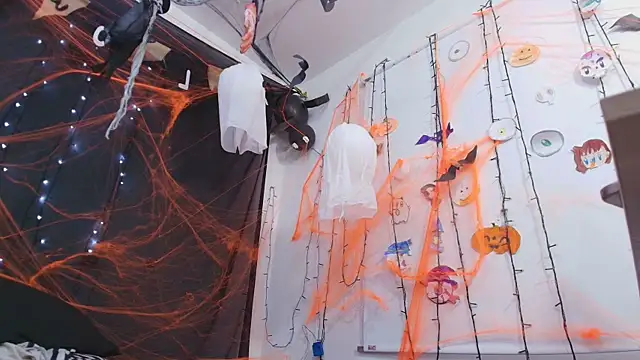 timkerbell  online show from 10/14/25, 07:14