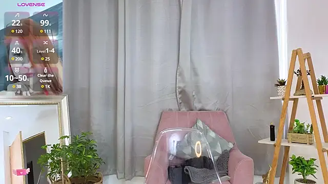 Snapshot of bella__adams chatting on 01/07/25, 09:57 bella adams online show from 01/07/25, 09:57
