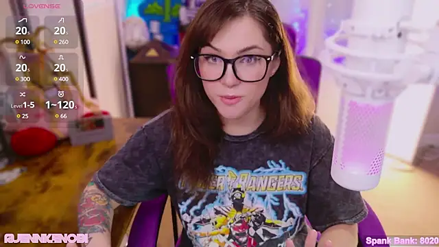 Snapshot of JennKenobi chatting on 03/04/25, 03:59 JennKenobi online show from 03/04/25, 03:59