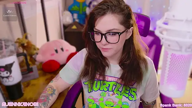 Snapshot of JennKenobi chatting on 03/05/25, 04:13 JennKenobi online show from 03/05/25, 04:13