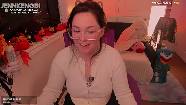 Snapshot of JennKenobi chatting on 09/29/25, 02:44 JennKenobi online show from 09/29/25, 02:44