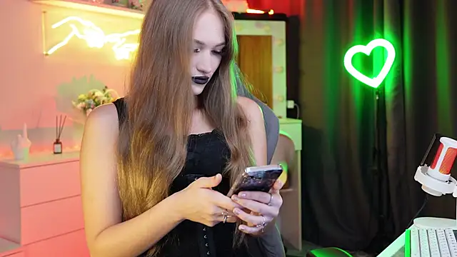 MrsTenderBeast online show from 10/10/25, 05:01