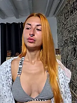 Snapshot of kylie_blck chatting on 11/10/25, 04:33 kylie blck online show from 11/10/25, 04:33