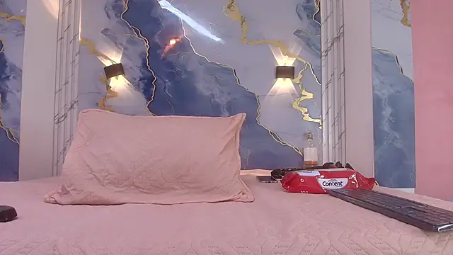 lorrayne  online show from 09/11/25, 12:05