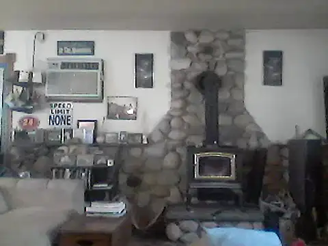 Snapshot of CROSSCOUNTRY1 chatting on 12/05/24, 07:17 CROSSCOUNTRY1 online show from 12/05/24, 07:17