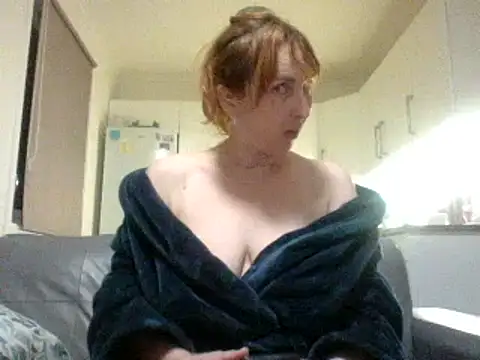 Snapshot of MssAngela chatting on 01/29/25, 07:11 MssAngela online show from 01/29/25, 07:11