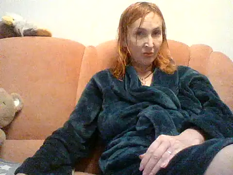 Snapshot of MssAngela chatting on 10/01/25, 08:20 MssAngela online show from 10/01/25, 08:20