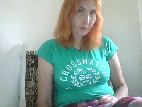 Snapshot of MssAngela chatting on 10/04/25, 08:12 MssAngela online show from 10/04/25, 08:12