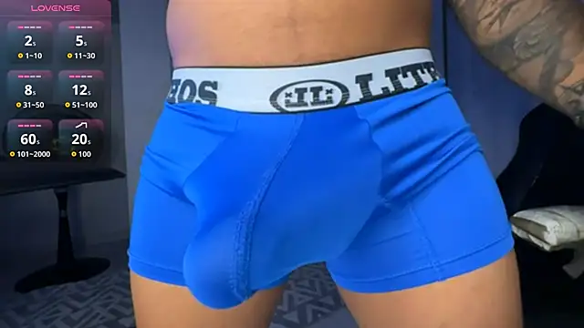 jordylatin20 online show from 11/17/25, 12:38