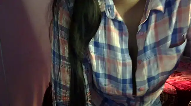 Snapshot of Maalnad_beauty chatting on 02/11/25, 05:50 Maalnad beauty online show from 02/11/25, 05:50