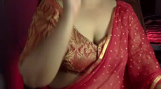 Snapshot of Maalnad_beauty chatting on 03/07/25, 05:49 Maalnad beauty online show from 03/07/25, 05:49
