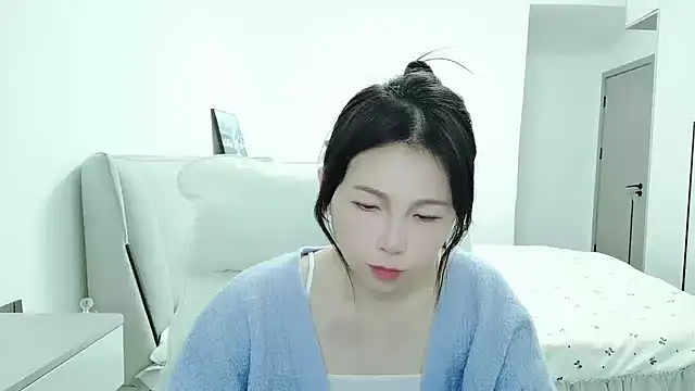 Sunset glow online show from 10/28/25, 08:29