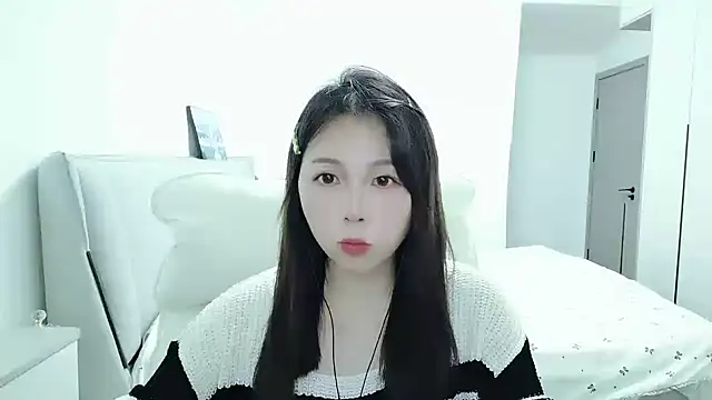 Sunset glow online show from 11/09/25, 01:20