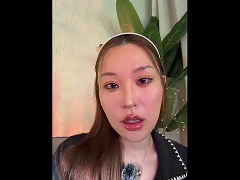 sphynx- - online show from 10/29/25, 01:57