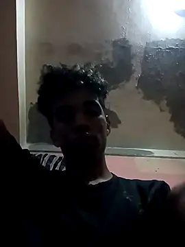 Snapshot of riggijaviersalas chatting on 10/28/25, 06:28 riggijaviersalas online show from 10/28/25, 06:28