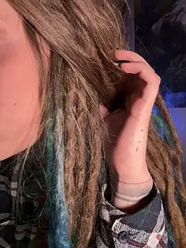 MenaDreadfull online show from 11/14/25, 06:34